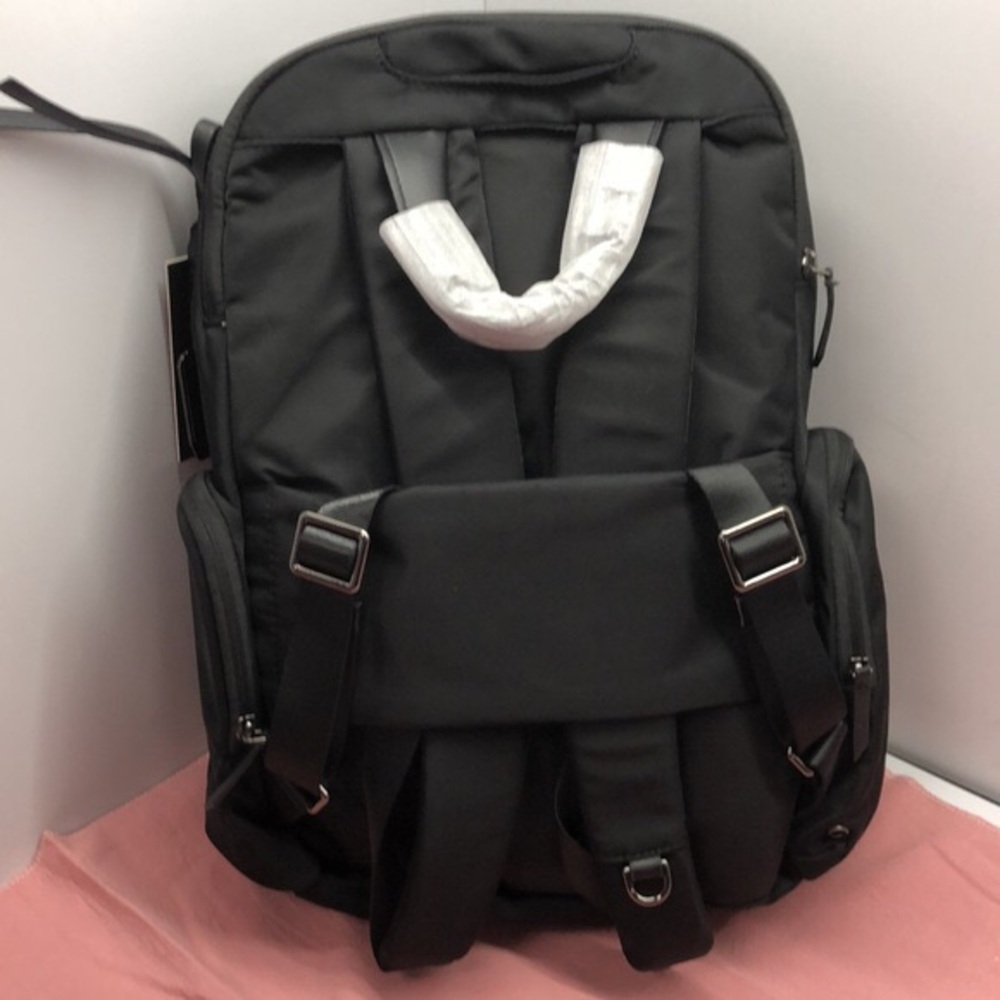 🔥Tumi Voyageur Nylon Backpack | Women's Commuter Bag - Picture 4 of 6